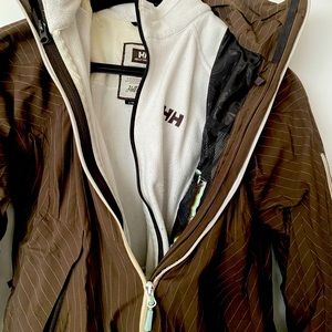 Helly hansen 2 in one winter jacket (has white fall/spring insert)